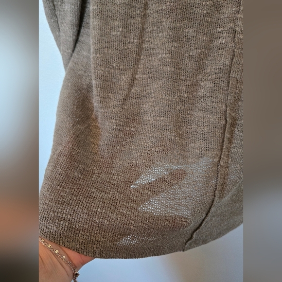 Talulah Brown V-neck Sweater Size Medium - Picture 3 of 6